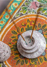 Charger l'image dans la galerie, Incense Joss Stick Holder Hand carved Soapstone Leaf Tower Ornament Gift Namaste