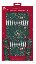Charger l'image dans la galerie, Make Your Own Christmas Cracker Kit Xmas Hats Jokes Snappers Craft