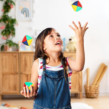 Carica l'immagine nel visualizzatore di Gallery, Juggling Balls 3 Classic Circus Clown Coloured Learn to Juggle Set Toy Game Gift
